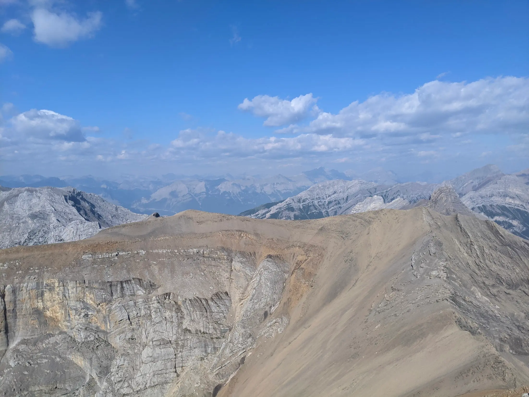 Gable ridge, you can see the cliffy bands that we traversed above on the center-left of the photo. It only took us 45 minutes from the high point on the right to reach Fable summit.